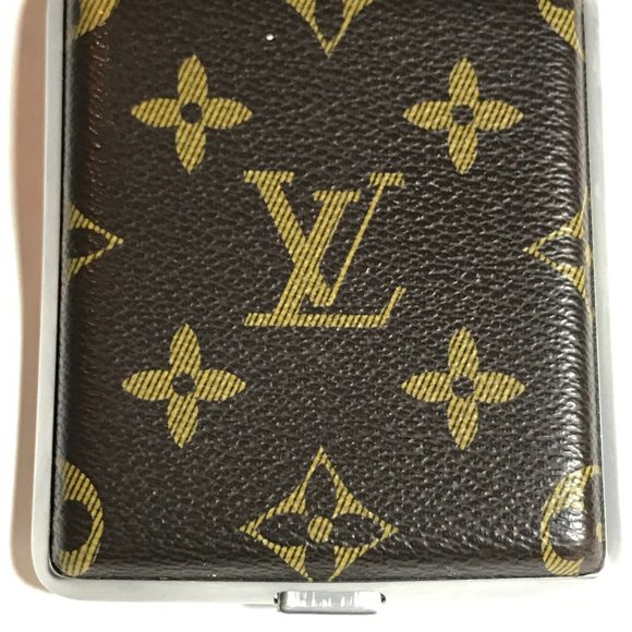 Louis Vuitton Rare Vintage Cigarette Case/ Perfect Hand Size Accessory - Unisex - Picture 4 of 15